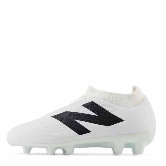 Детски Футболни Бутонки New Balance Tekela V4+ Magique Firm Ground Junior Football Boots Бяло/Черно Детски футболни бутонки