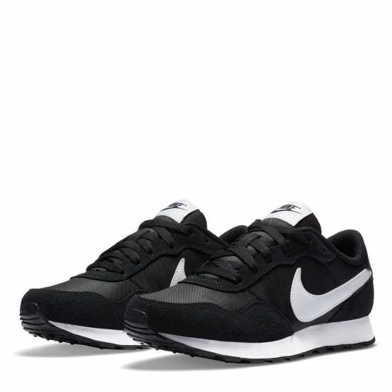 Nike MD Valiant Big Kids' Shoe  Детски високи кецове