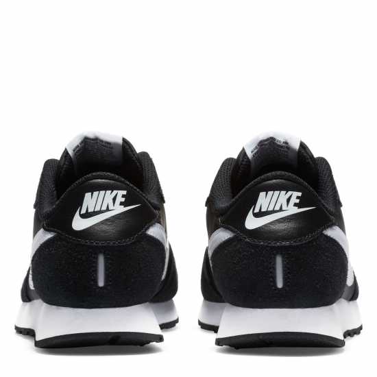 Nike MD Valiant Big Kids' Shoe  Детски високи кецове