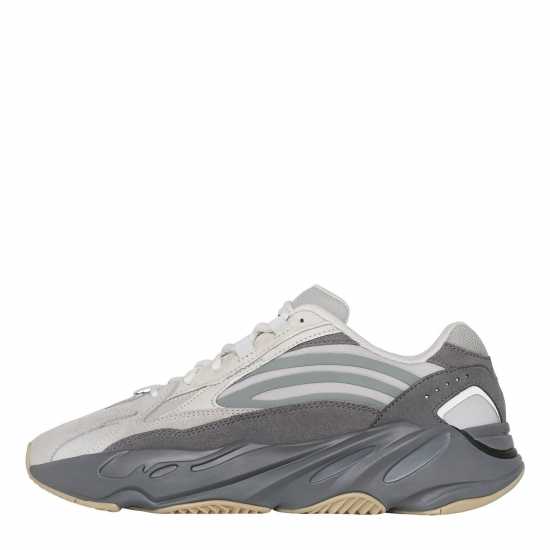 Yeezy Boost 700 V2  Sneakers Juniors Тефра 