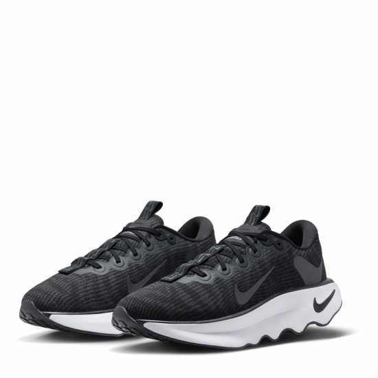 Nike Motiva Men's Walking Shoes Черно/Бяло 