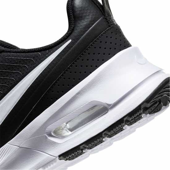 Nike Max Nuaxis Черно/Бяло 