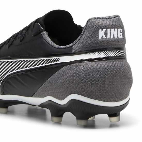 Puma King Match Firm Ground Football Boots Черно/Бяло Футболни стоножки