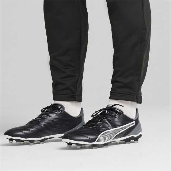 Puma King Pro Firm Ground Football Boots Черно/Бяло Футболни стоножки