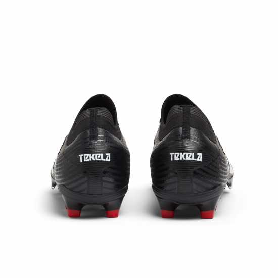 New Balance Tekela V4+ Pro Low Firm Ground Football Boots Черно/Бяло Футболни стоножки