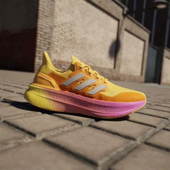 adidas Ultraboost 5 Women's Running Shoes Искра/Нула мета 