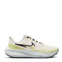 Nike Air Zoom Pegasus 39 Shield Women's Weatherized Running Shoes Pale Ivory Дамски маратонки