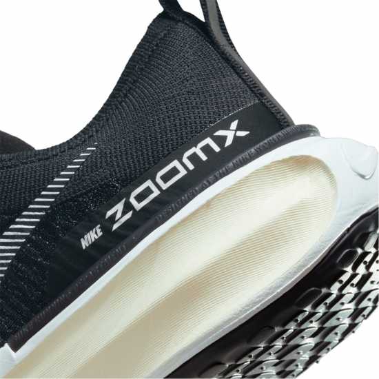 Nike Мъжки Маратонки За Бягане Zoomx Invincible 3 Flyknit Womens Running Shoes Black/White Дамски маратонки