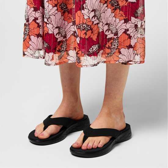 Skechers Мъжки Джапанки On The Go Vacay Womens Flip Flops Черно Дамски сандали и джапанки