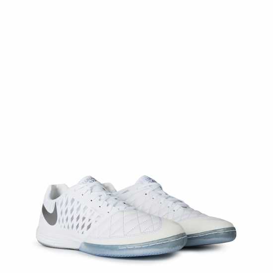 Nike Lunargato Ii Indoor Court Low Top Football Shoes Бяло/хром 