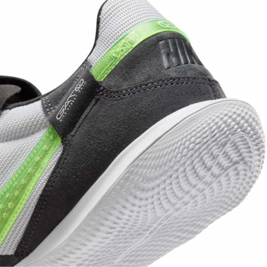 Nike Streetgato Low Top Football Shoes Черно/Волт 