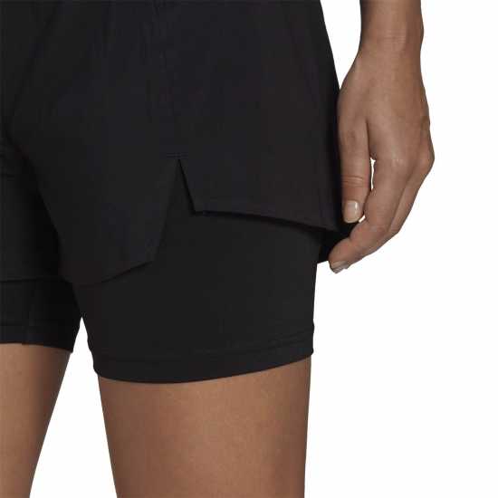 Adidas Дамски Шорти 2-In-1 Shorts Womens Черно/Бяло Дамски клинове за фитнес