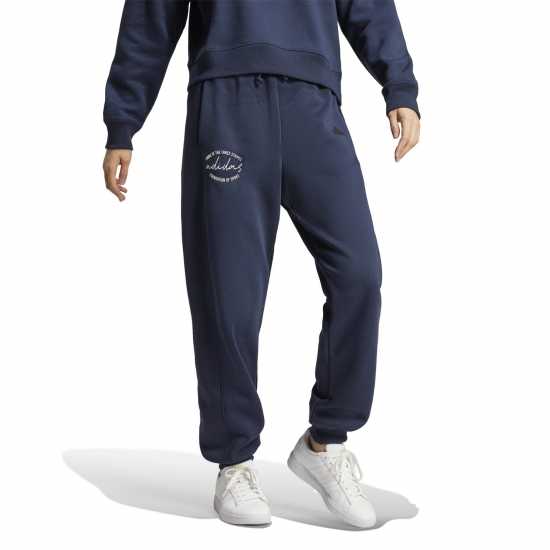 Adidas Signature Graphic Print Fleece Loose Joggers  Дамски клинове за фитнес