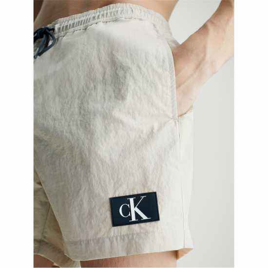 Calvin Klein Medium Drawstring Swim Shorts Сребрено ОблачениеPE0 Мъжки къси панталони