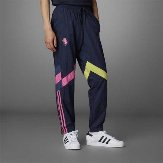 Adidas Juventus Originals Tracksuit Bottoms Adults  Футболни екипи за бягане