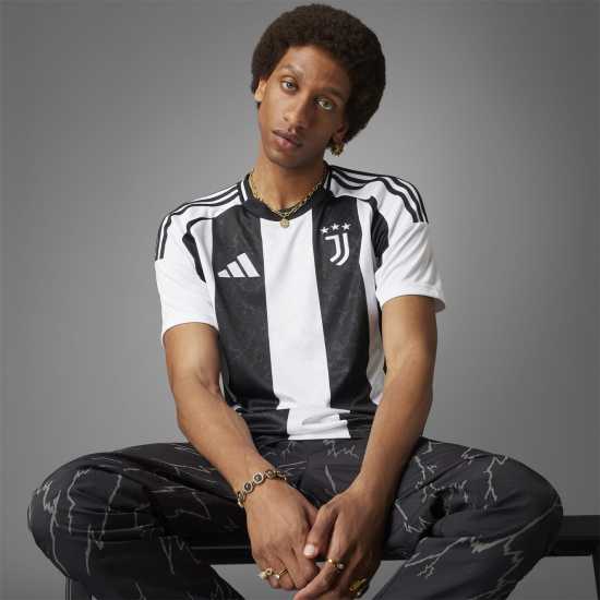 Adidas Домакинска Футболна Фланелка Juventus Home Shirt 2024 2025 Adults  