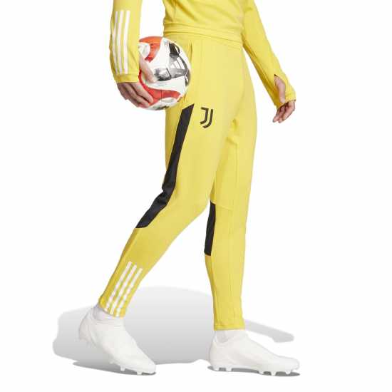 Adidas Juventus Training Tracksuit Bottoms 2023 2024 Adults Смело Злато Футболни екипи за бягане