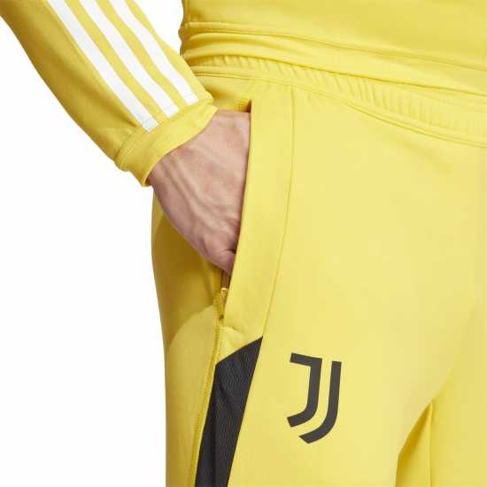 Adidas Juventus Training Tracksuit Bottoms 2023 2024 Adults Смело Злато Футболни екипи за бягане