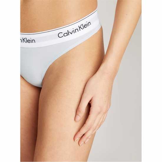 Calvin Klein Thong Плен Ер Дамско бельо