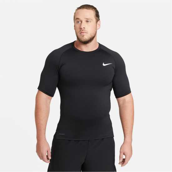 Nike Pro Men's Tight Fit Short-Sleeve Top Black/White Мъжки долни дрехи