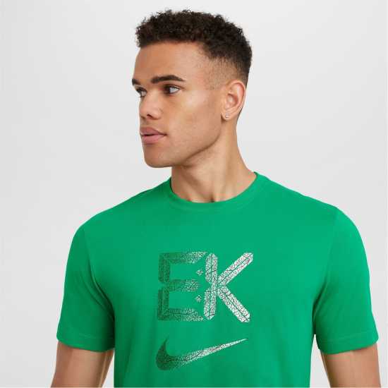 Nike Df Tee Kipchoge Sn52  Мъжки дрехи за бягане