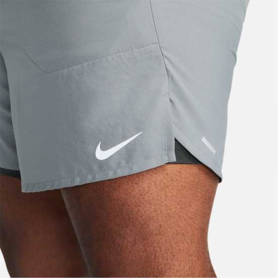 Nike Dri-FIT Stride Men's 7 2-In-1 Running Shorts  Чорапи за бягане