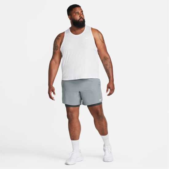 Nike Dri-FIT Stride Men's 7 2-In-1 Running Shorts  Чорапи за бягане