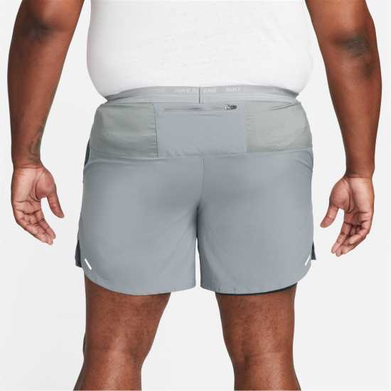 Nike Dri-FIT Stride Men's 7 2-In-1 Running Shorts  Чорапи за бягане