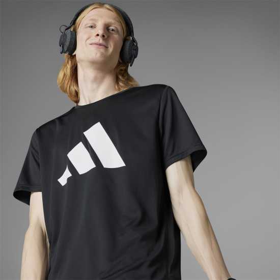 Adidas Run It T-Shirt Черно Атлетика