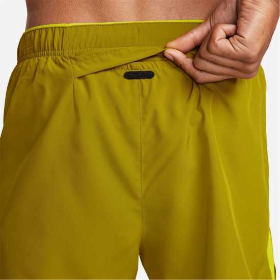 Nike Dri-FIT Challenger Men's 5 Brief-Lined Versatile Shorts  Чорапи за бягане