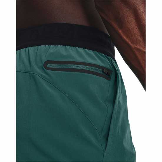 Under Armour Peak Woven Shorts  