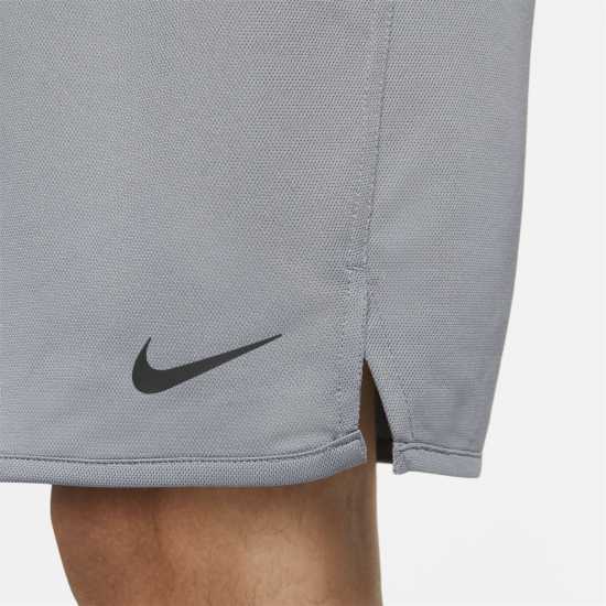 Nike Totality Men's Dri-FIT 9 Unlined Versatile Shorts Димно сиво Мъжки къси панталони