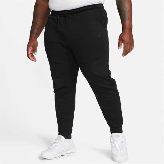 Nike Мъжко Спортно Долнище Tech Fleece Joggers Mens Черно Мъжки меки спортни долнища