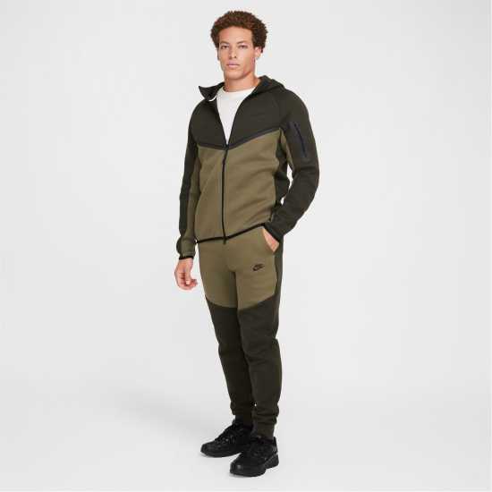 Nike Мъжко Спортно Долнище Tech Fleece Joggers Mens Олива/Черно Мъжки меки спортни долнища