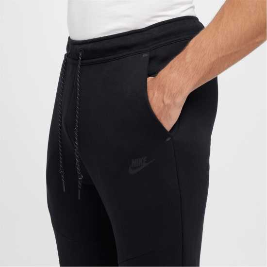 Nike Мъжко Спортно Долнище Tech Fleece Joggers Mens Черно Мъжки меки спортни долнища