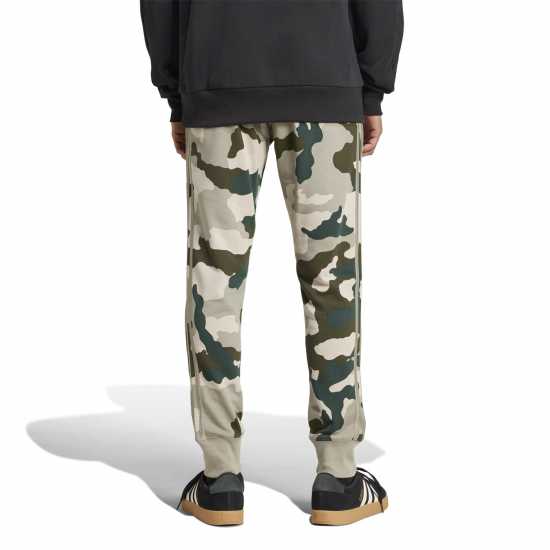 Adidas Камуфлажно Спортно Долнище Seasonal Essentials Camouflage Joggers  Мъжки долнища за бягане