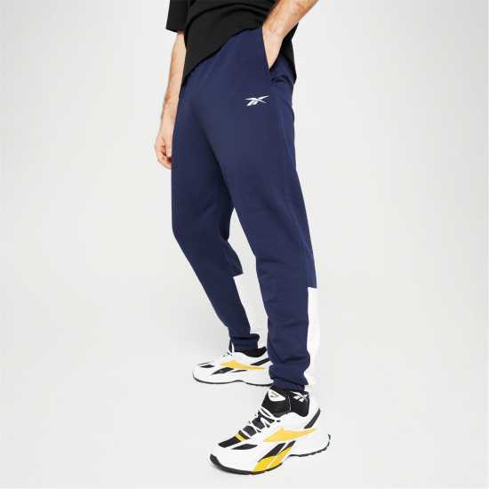 Reebok Essentials Linear Logo Joggers Male  Мъжки меки спортни долнища