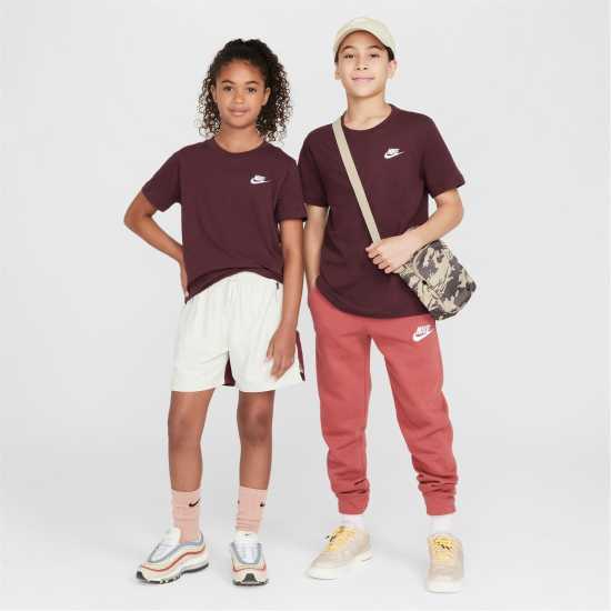 Nike Тениска Момчета Futura T Shirt Junior Boys Бордово 