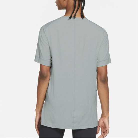 Nike Yoga Dri-FIT Men's Short-Sleeve Top  Атлетика