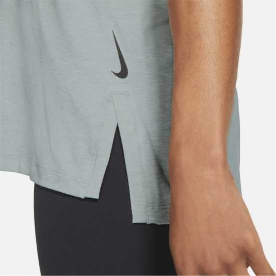 Nike Yoga Dri-FIT Men's Short-Sleeve Top  Атлетика