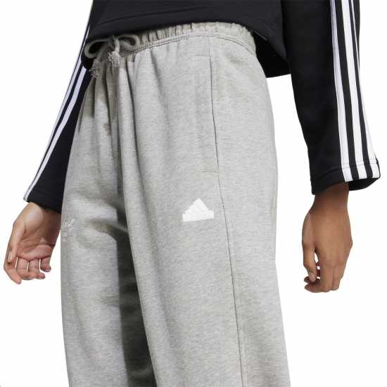 Adidas Signature Graphic Embroidery French Terry Straight Leg Joggers Средно сиво здраве Дамски долнища на анцуг