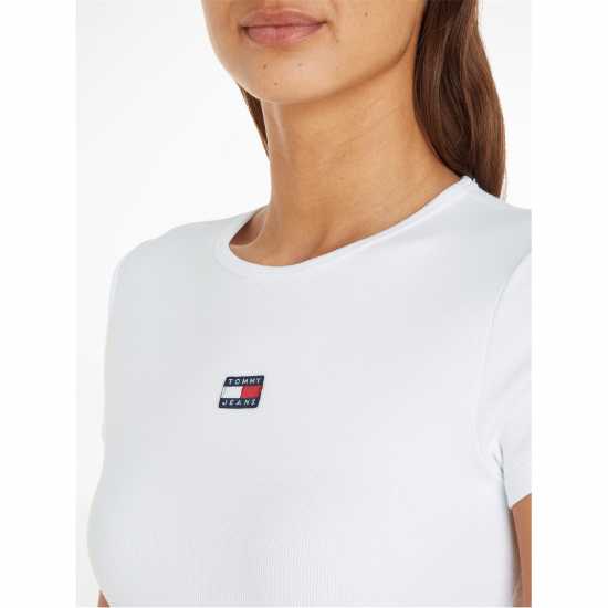 Тениска Tommy Jeans Extra Small Badge Ribbed T Shirt Бяло Holiday Essentials