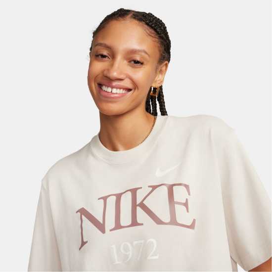 Nike Sportswear Women's T-Shirt Light Orewood Дамски тениски с яка