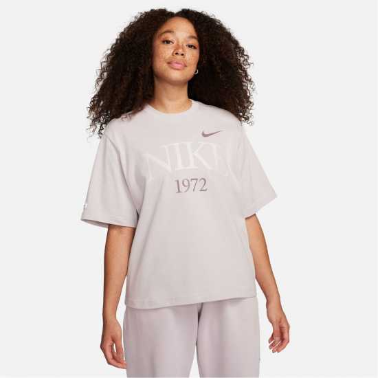 Nike Sportswear Women's T-Shirt Платина Виолетова Дамски тениски с яка