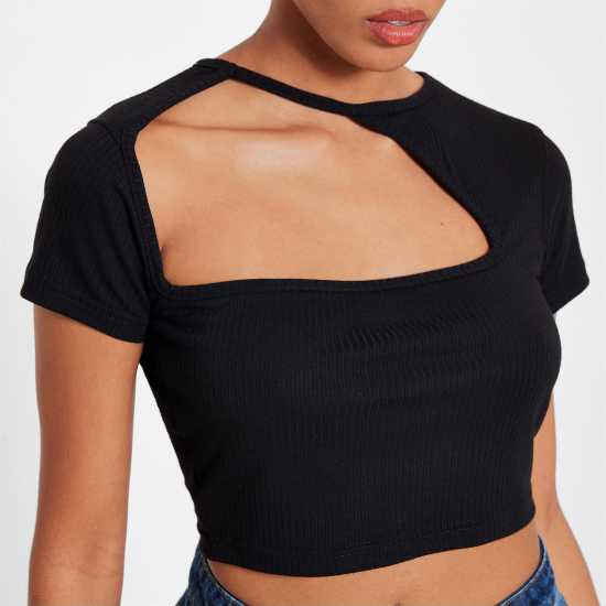 I Saw It First Cut Out Neck Detail Crop Top  Дамски тениски с яка