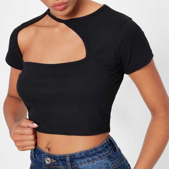 I Saw It First Cut Out Neck Detail Crop Top  Дамски тениски с яка