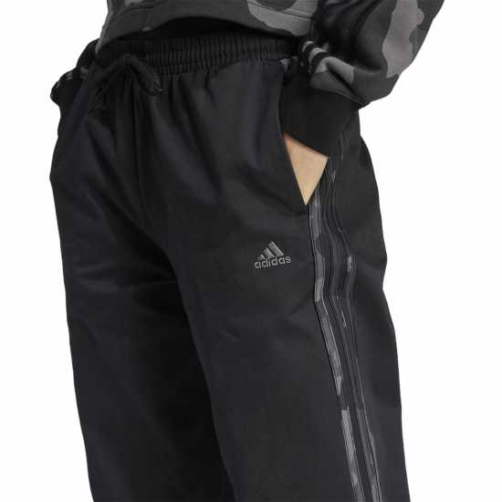 Adidas Essentials Camo-Print 3-Stripes Twill Trousers Womens Черно 