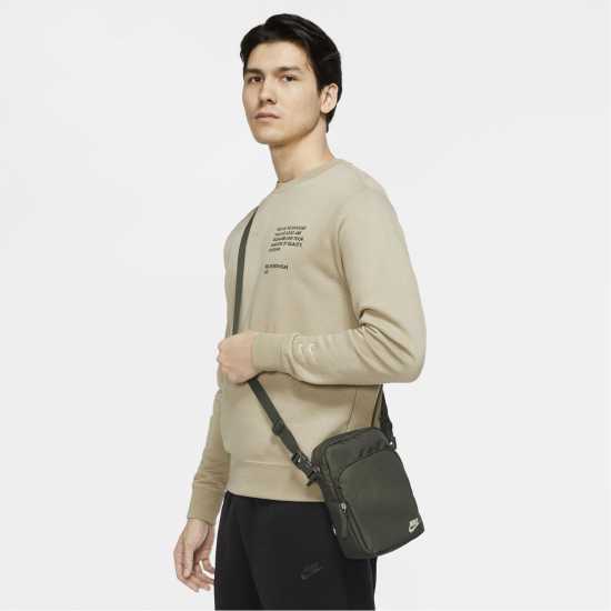 Nike Heritage Crossbody Bag Khaki Чанти през рамо