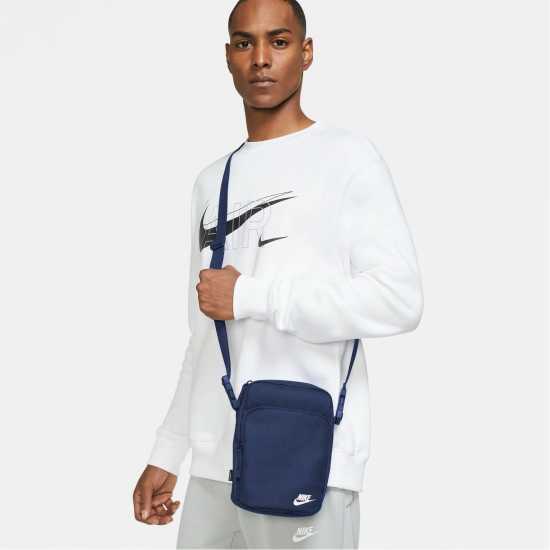 Nike Heritage Crossbody Bag Тъмносин/Парус Дамски чанти