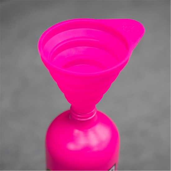 Muc-Off Collapsible Silicone Funnel  Колоездачни аксесоари